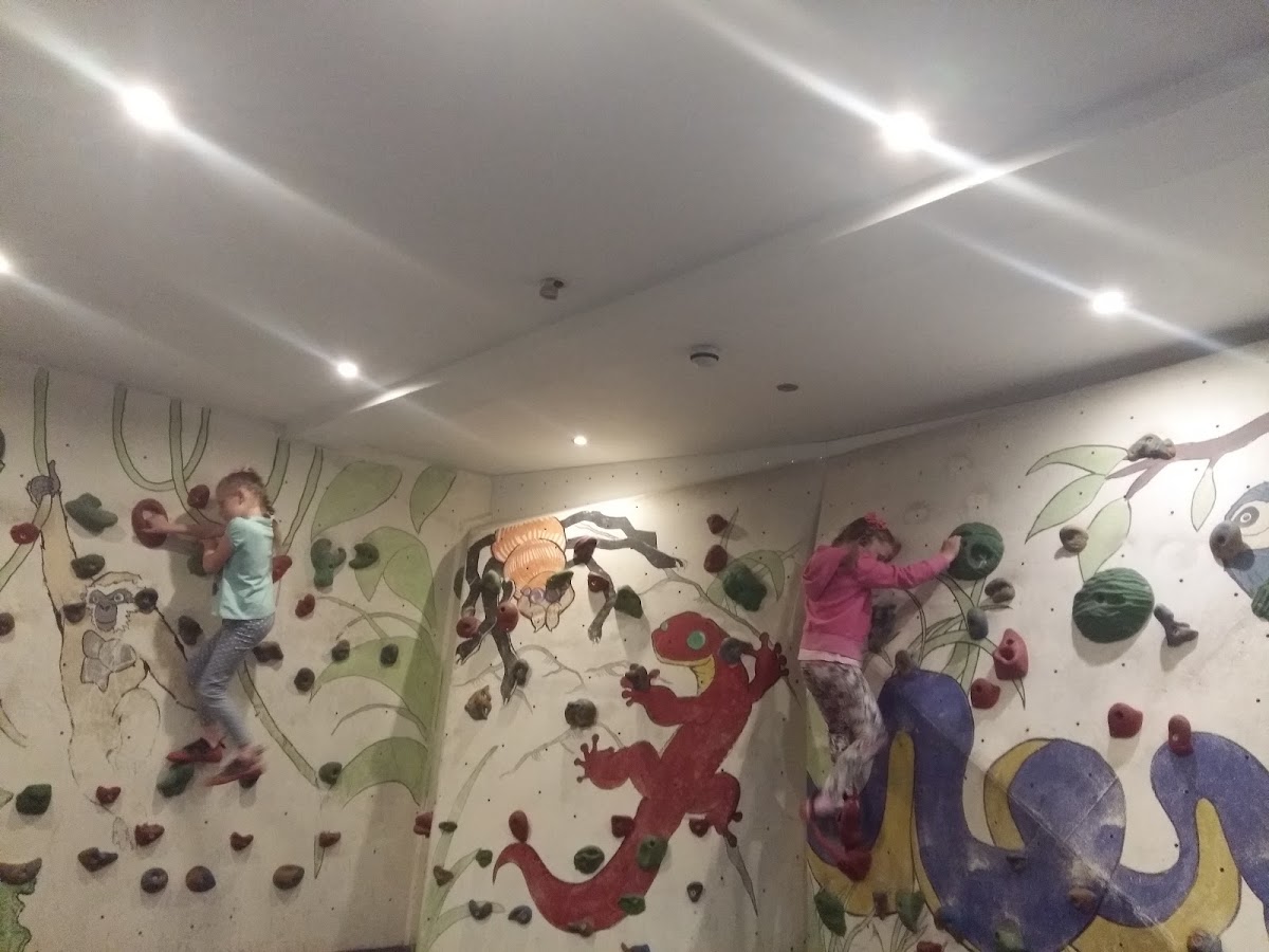 The Climbing Hangar Liverpool North - Photo 2