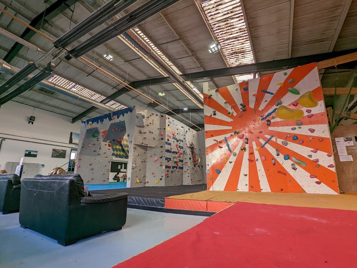 The Climbing Unit Ltd - Photo 2