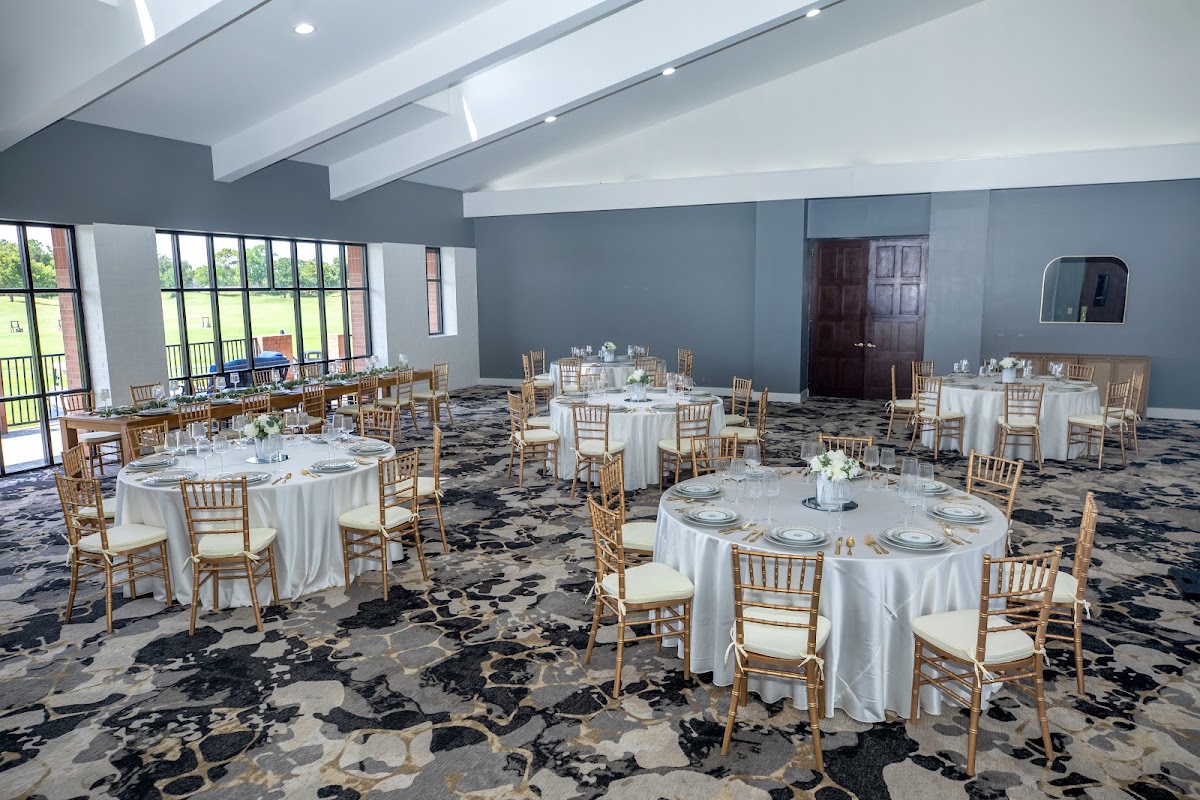 The Club at Falcon Point - Photo 3