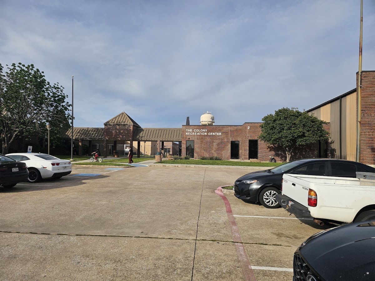 The Colony Recreation Center - Photo 2