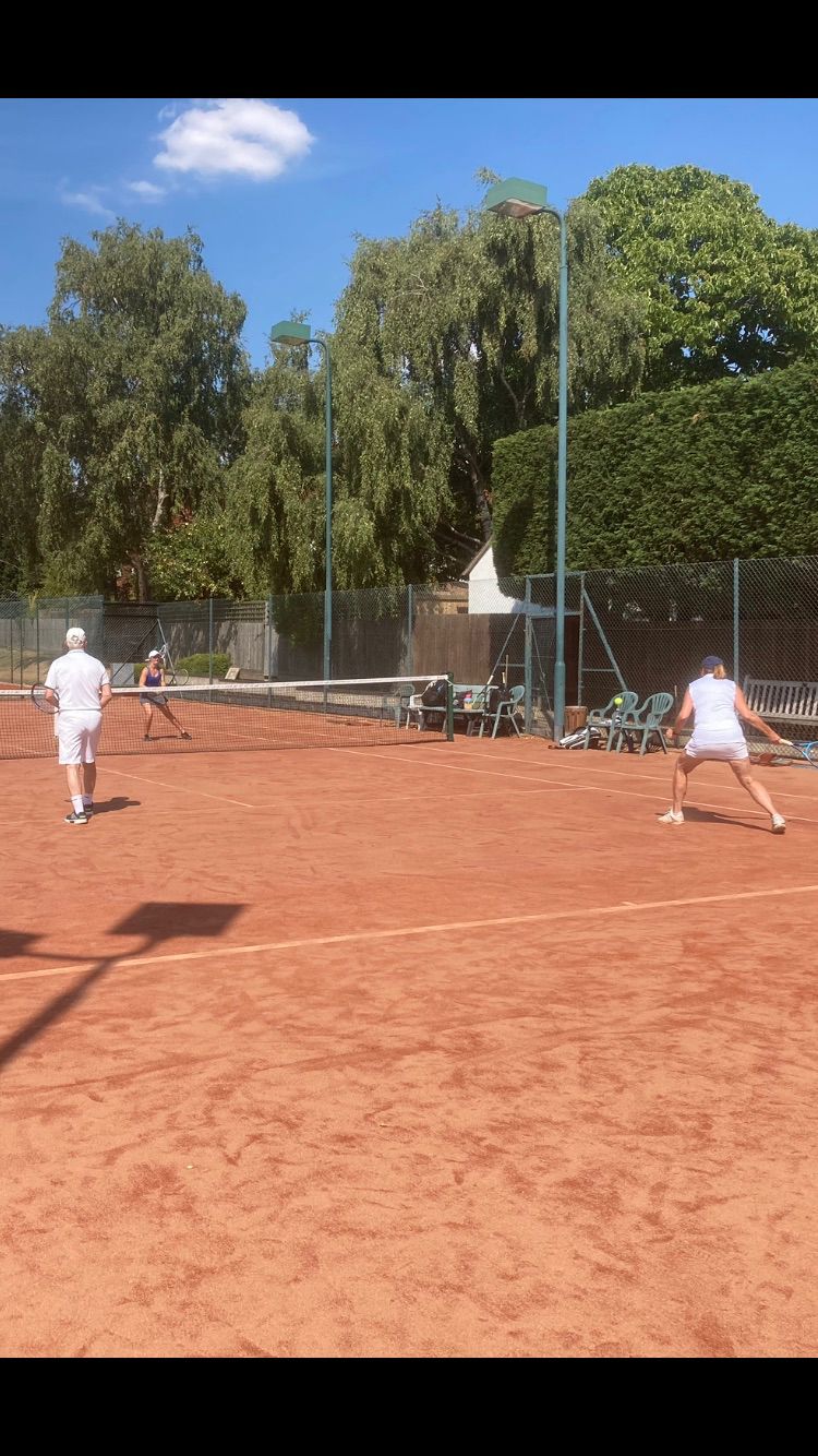The Leicestershire Tennis & Squash Club - Photo 2