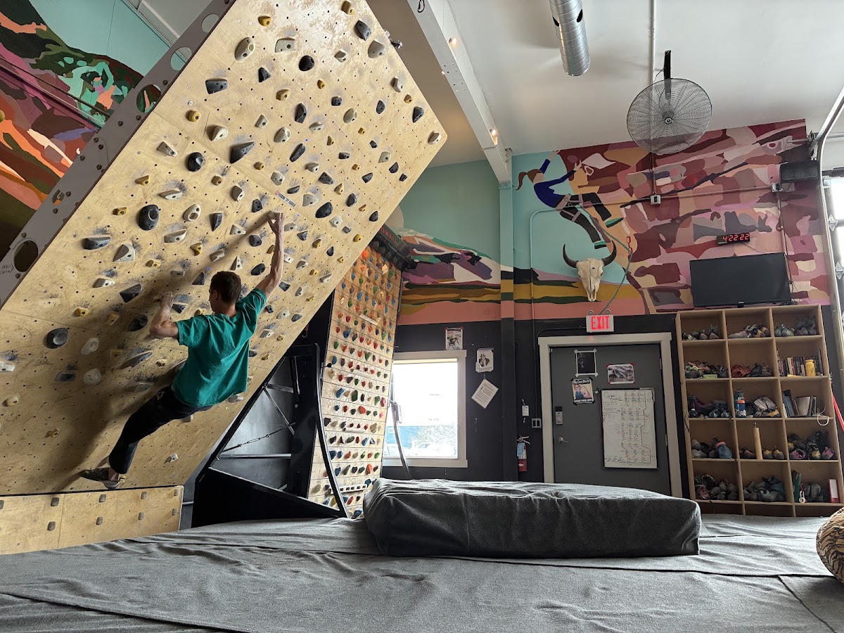 The Mountain Project - Photo 2