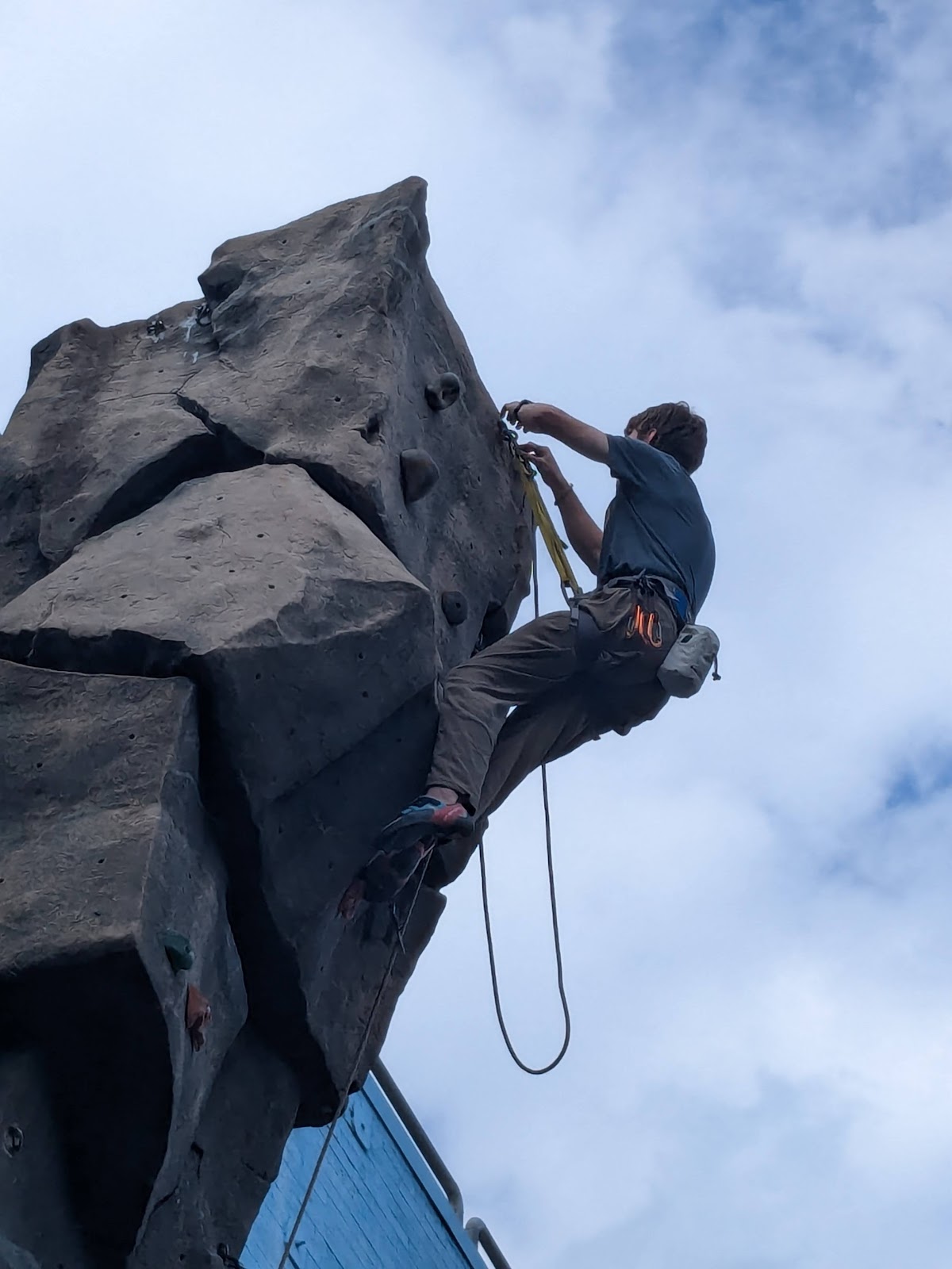 The Mountaineers - Photo 2