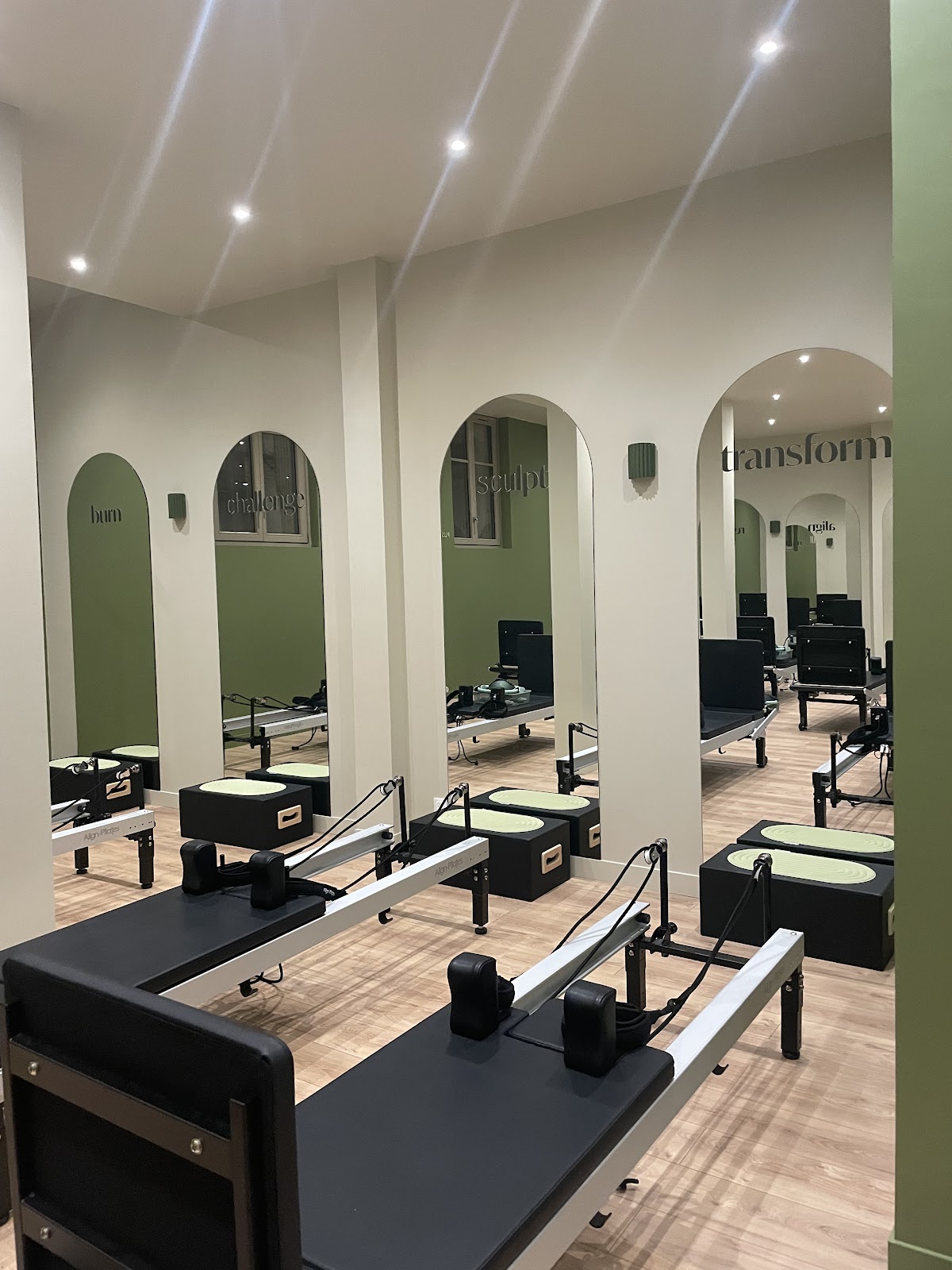 The New Me Reformer Pilates Reims - Photo 2