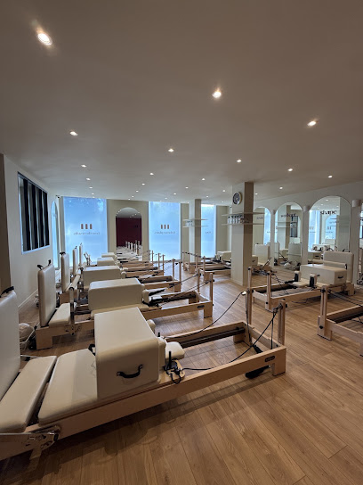 The New Me Reformer Pilates Saint-Laurent-du-var - Photo principale