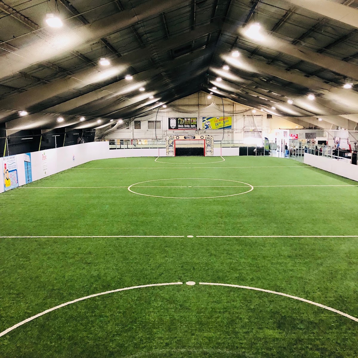 The Plex - Indoor Sports Arena - Photo 2