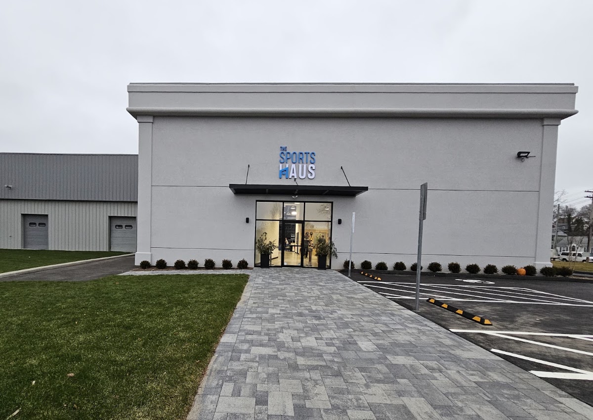 The Sports Haus - Photo 3