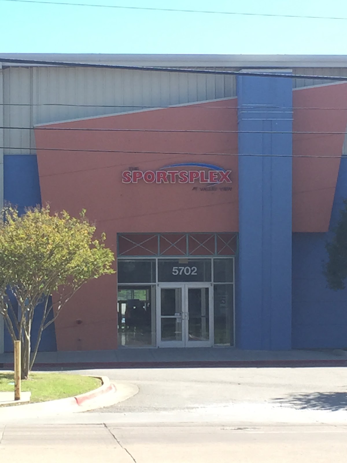 The Sportsplex - Photo 3