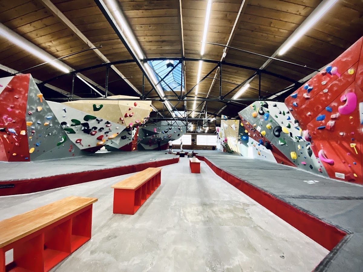 The Spot Climbing Gym - Photo 2