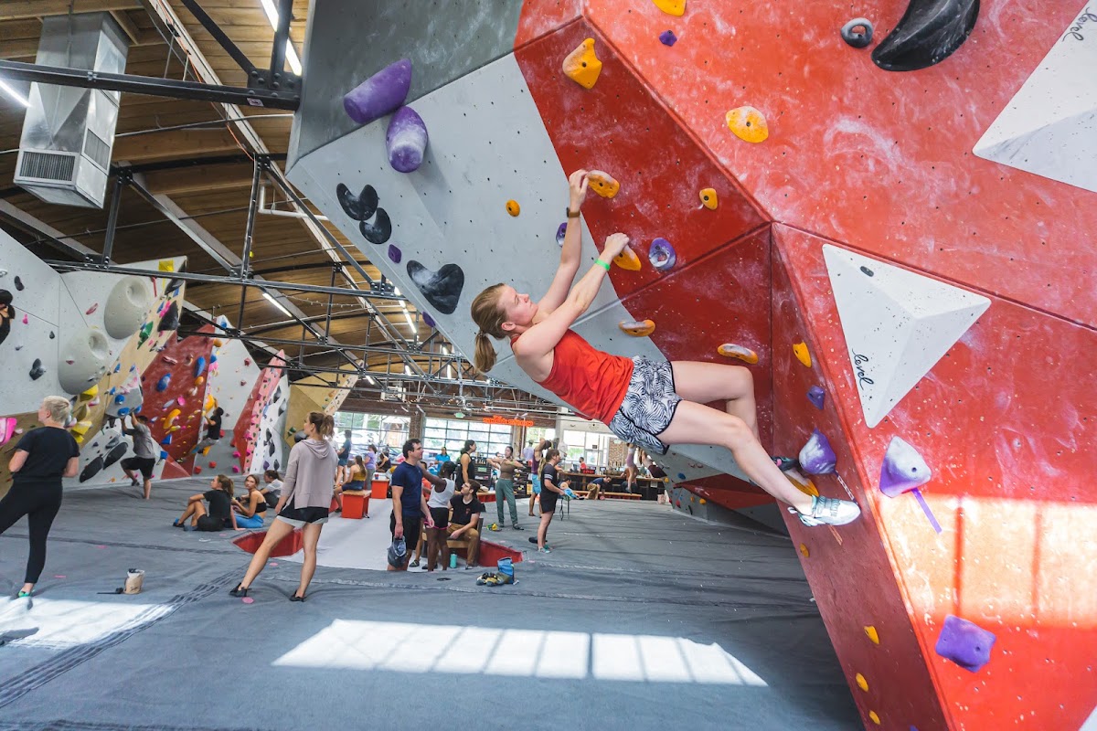 The Spot Climbing Gym - Photo 3