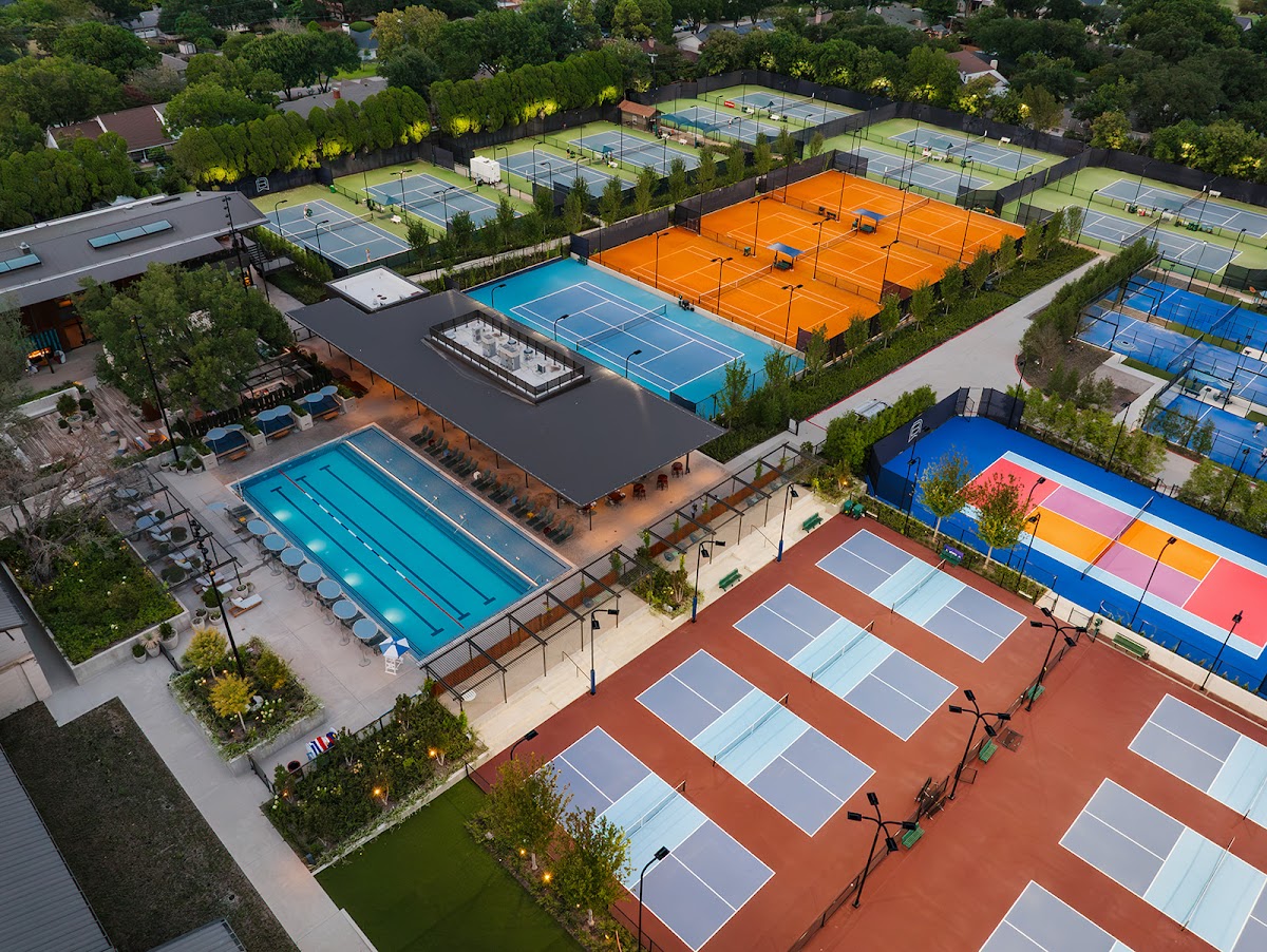 The Tennis Commons - Photo 2