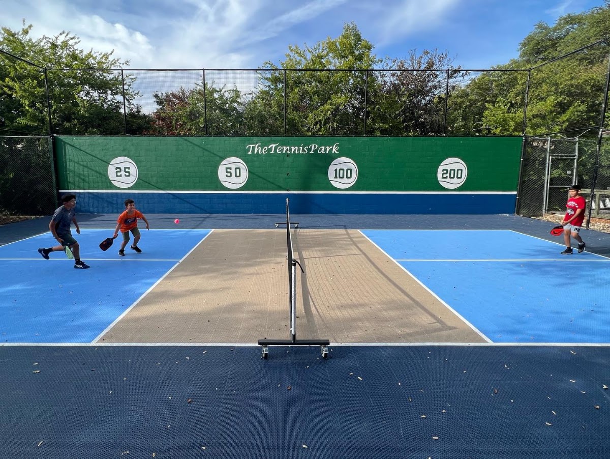The Tennis Park at Whispering Oaks - Photo 2
