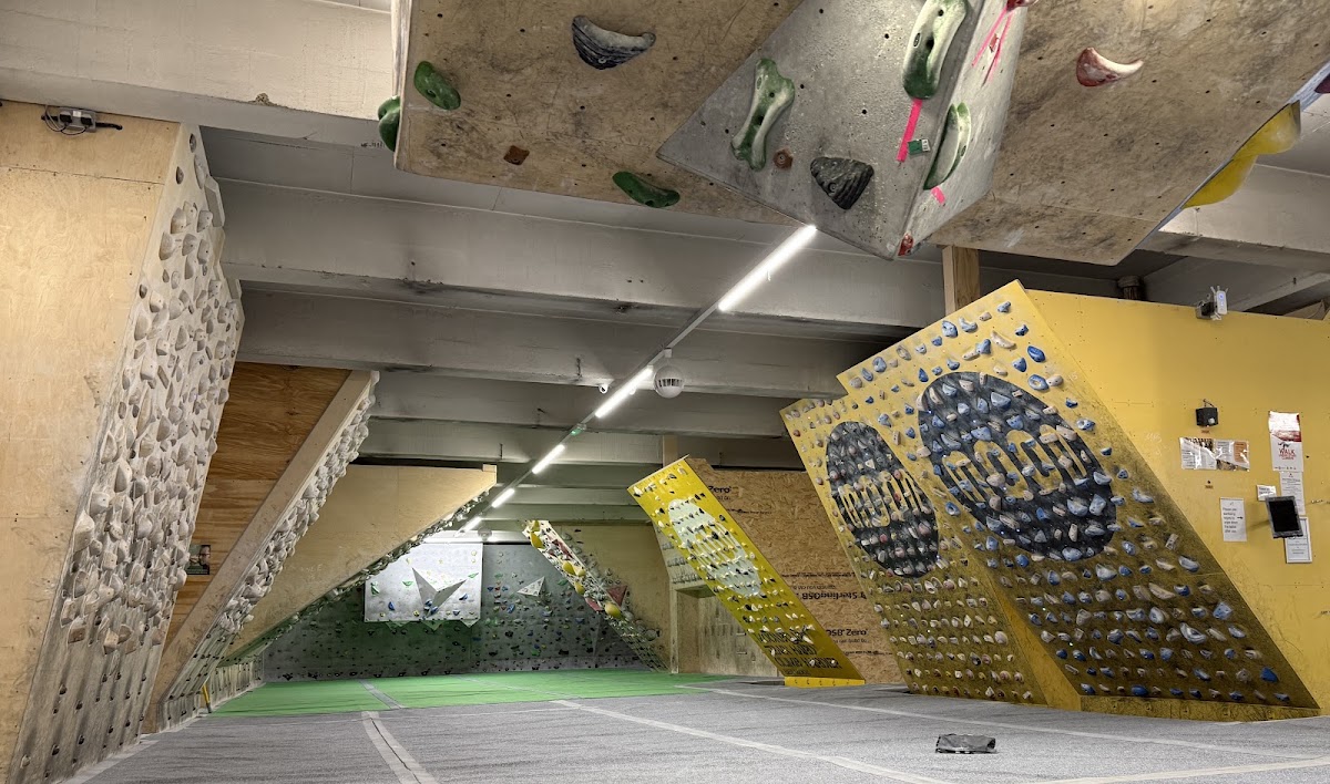 The Valley Climbing Centre - Photo 3