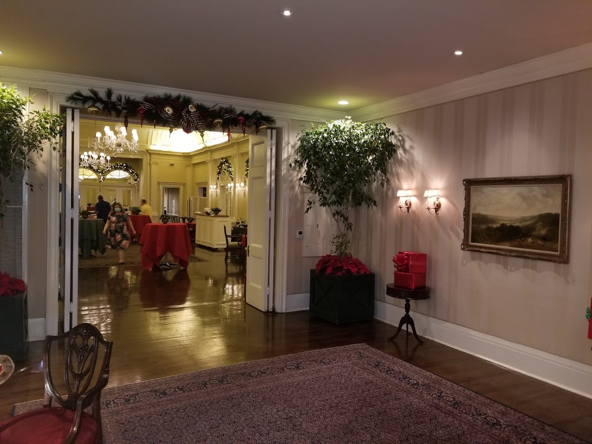 The Valley Hunt Club - Photo 3