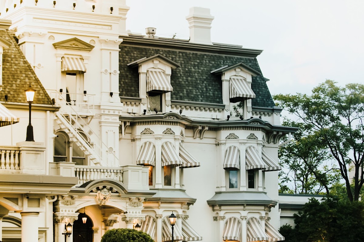 The Wisconsin Club - Photo 1