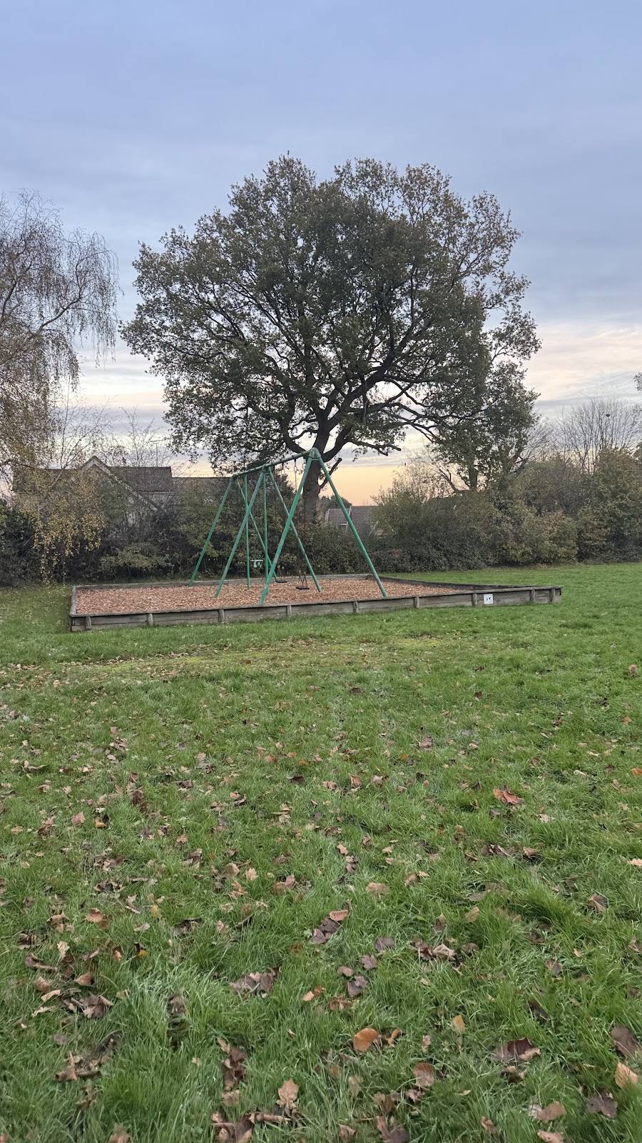 Tokers Green Recreation Ground - Photo 3