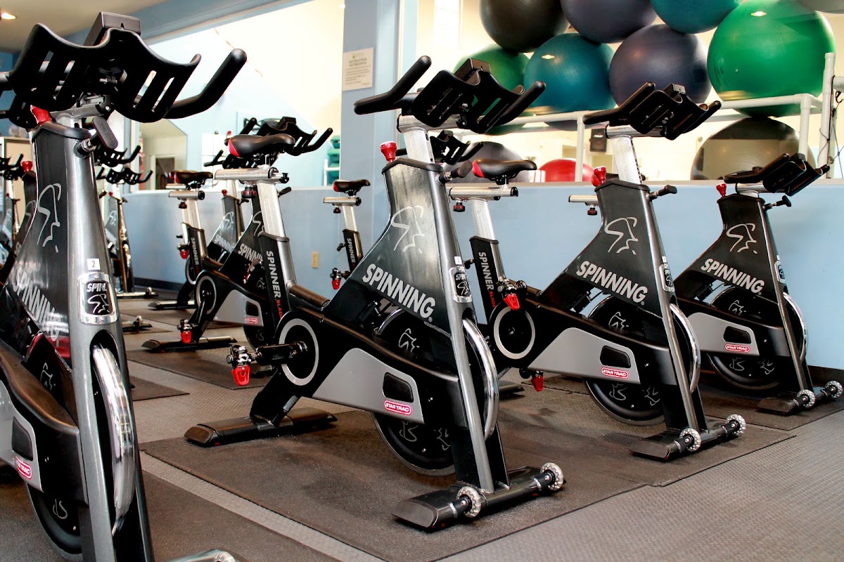 Toluca Lake Tennis and Fitness Club - Photo 1