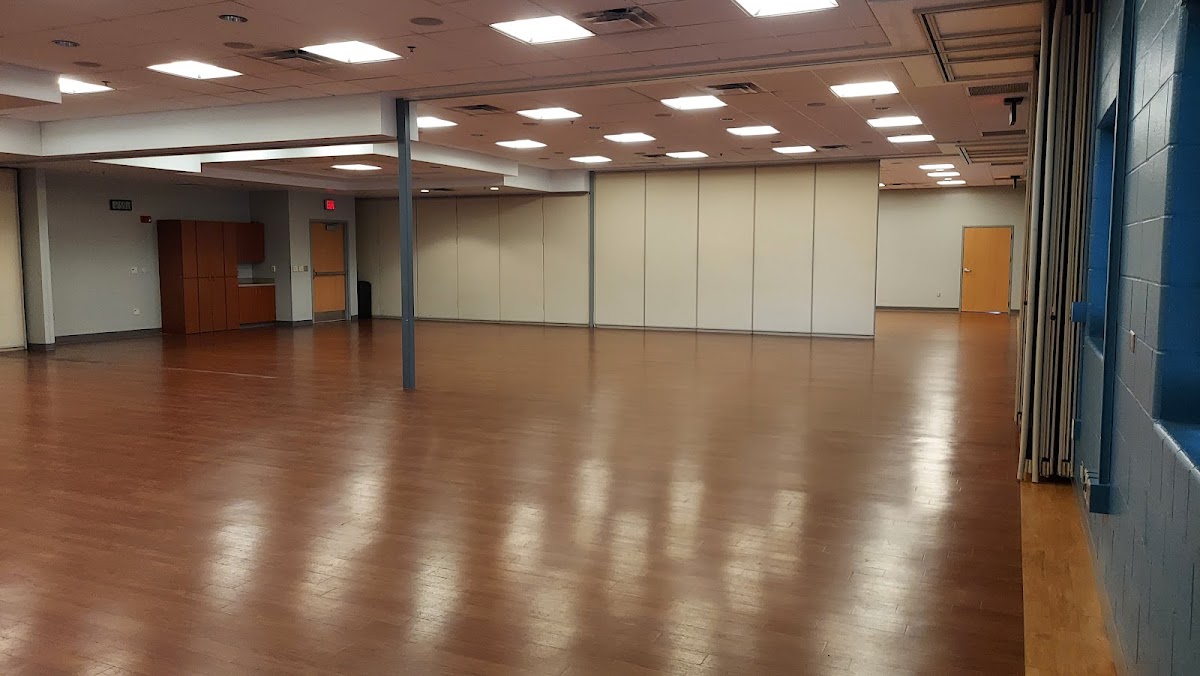 Tomahawk Ridge Community Center - Photo 2