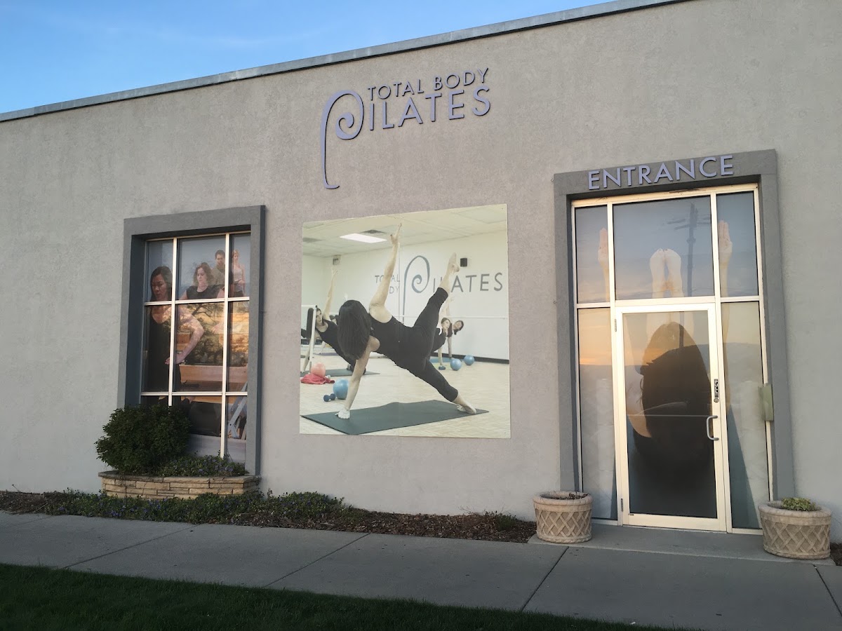 Total Body Pilates - Photo 3