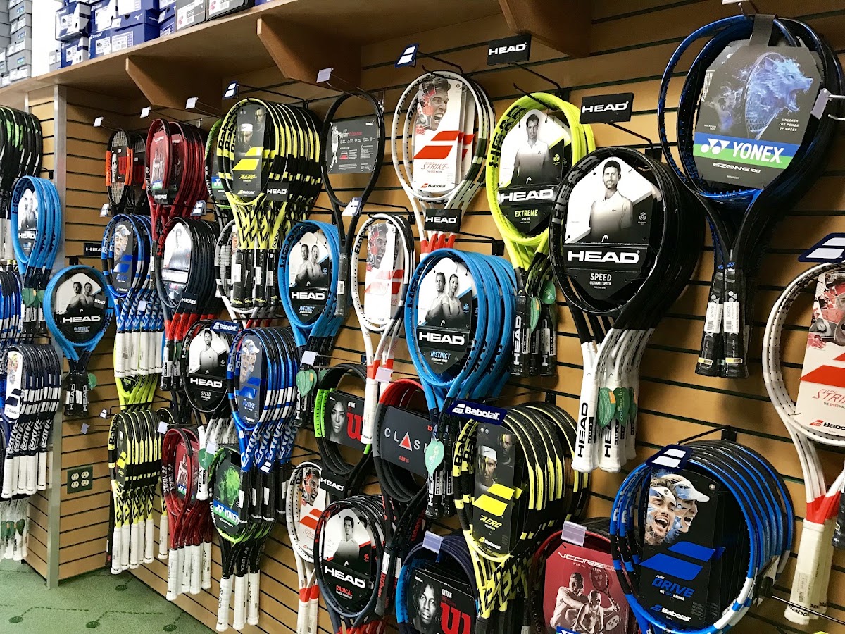 Tour Golf and Tennis - Photo 3