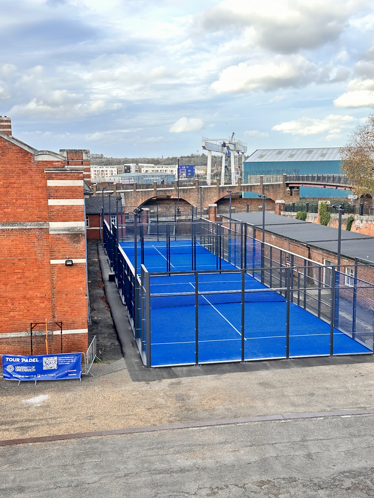 Tour Padel - Medway Campus - Photo 1