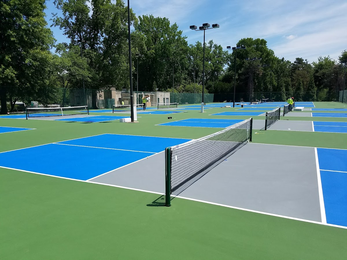 Tower Grove Park Tennis Center - Photo 2