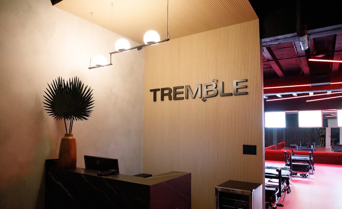 TREMBLE - Photo 3