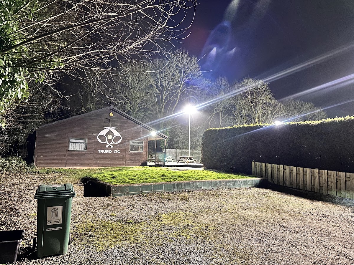 Truro Lawn Tennis Club - Photo 2