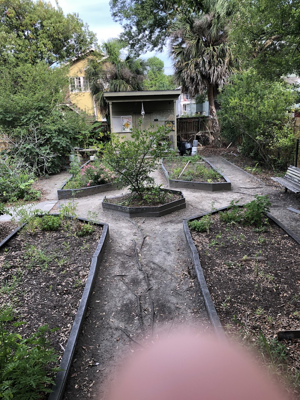 Tulane petanque & bocce ball court - Photo 2