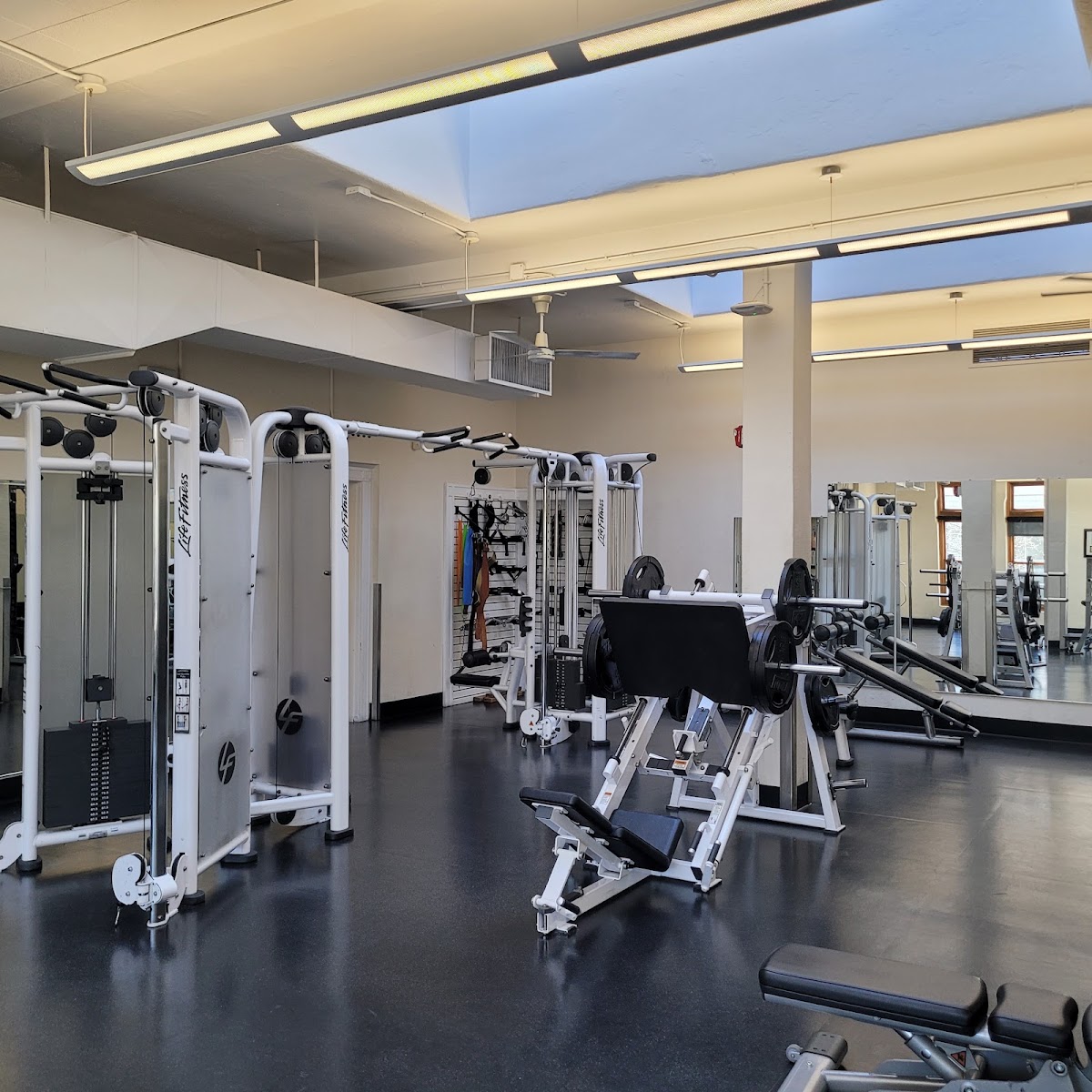 Twentieth Street Recreation Center - Photo 2
