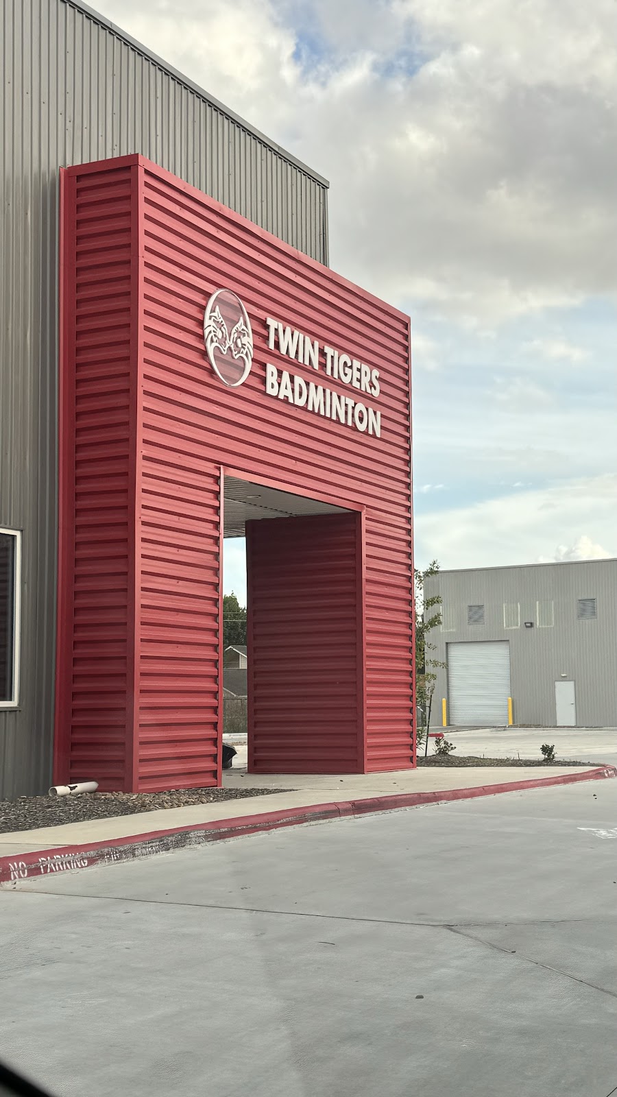 Twin Tigers Sports - Photo 3