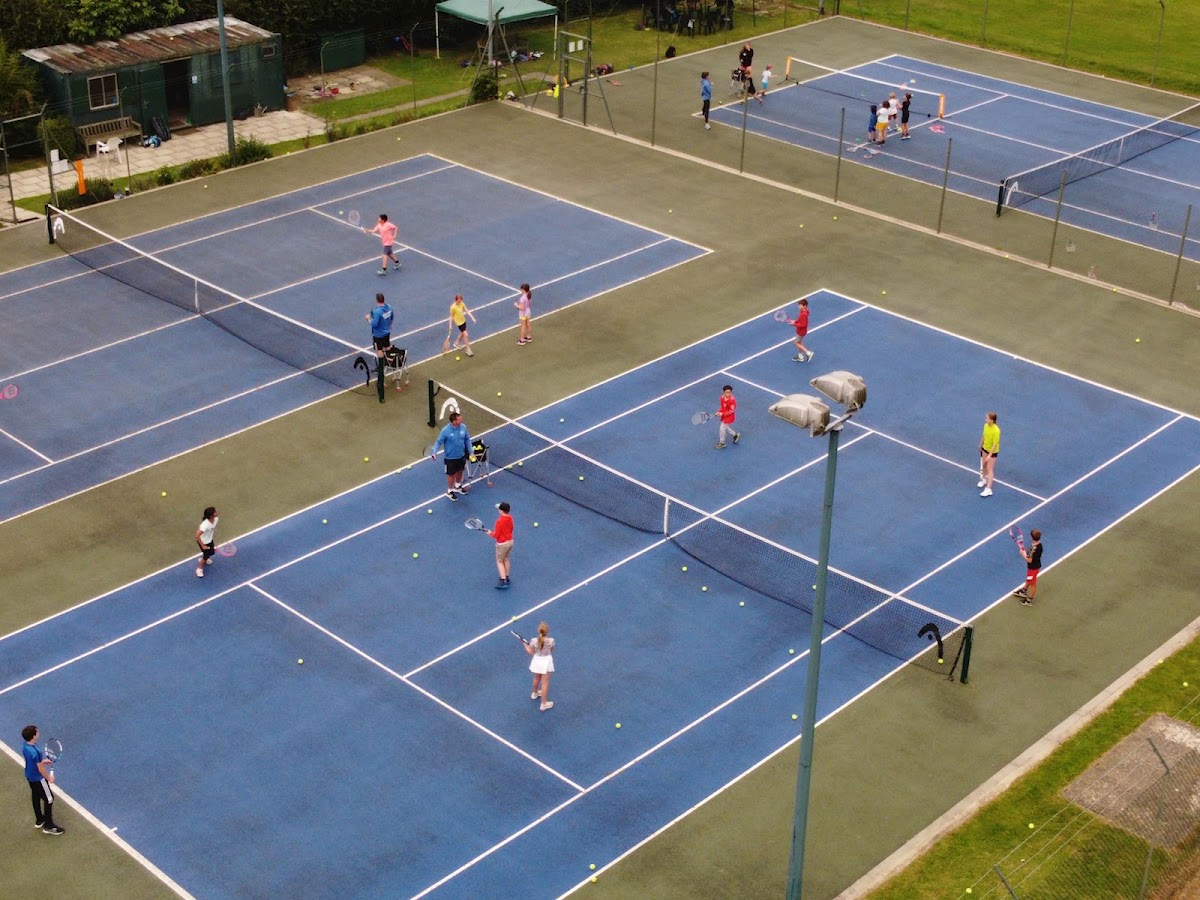 Twyford Tennis Club - Photo 1