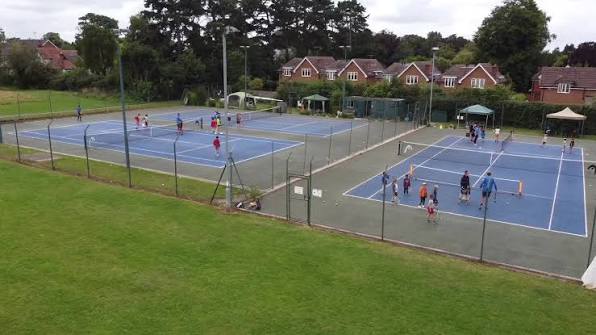 Twyford Tennis Club - Photo 2