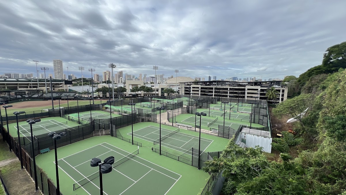 UH Tennis Complex - Photo 1