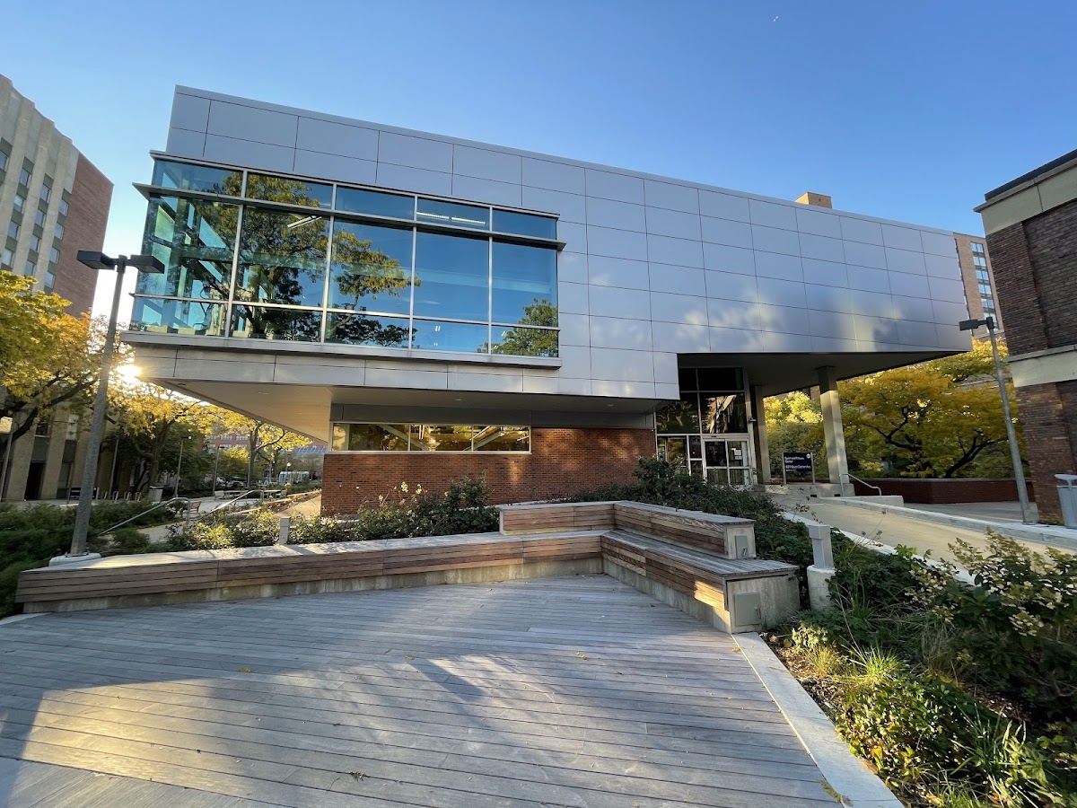 UIC Sports & Fitness Center - Photo 3