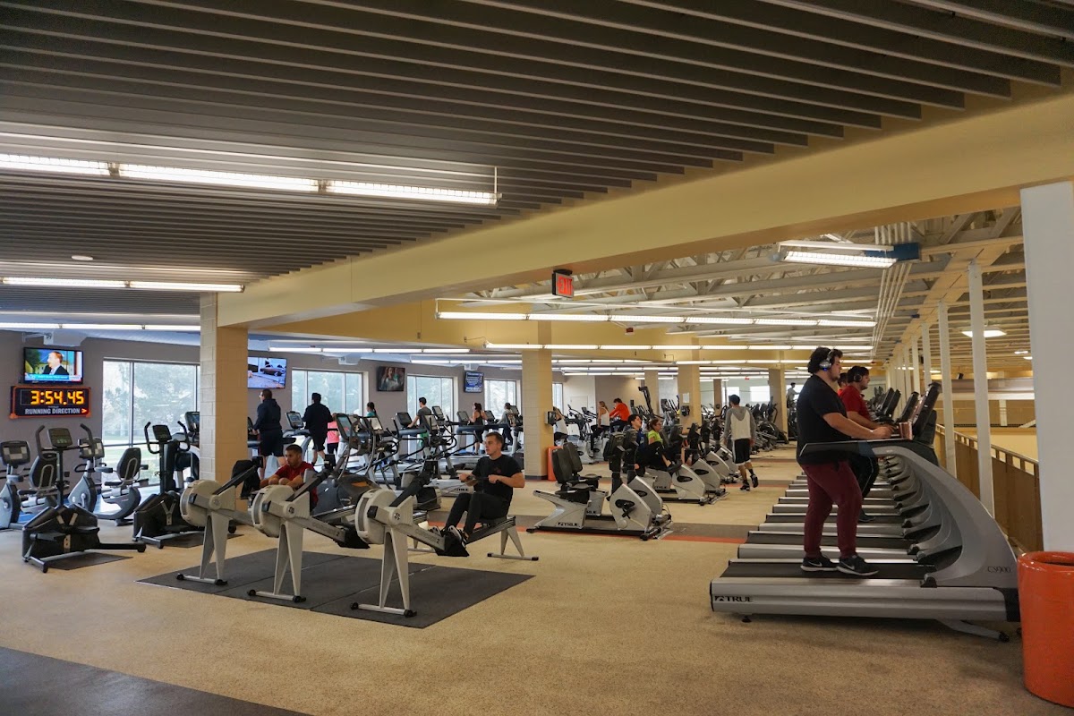 UTEP Student Recreation Center - Photo 3