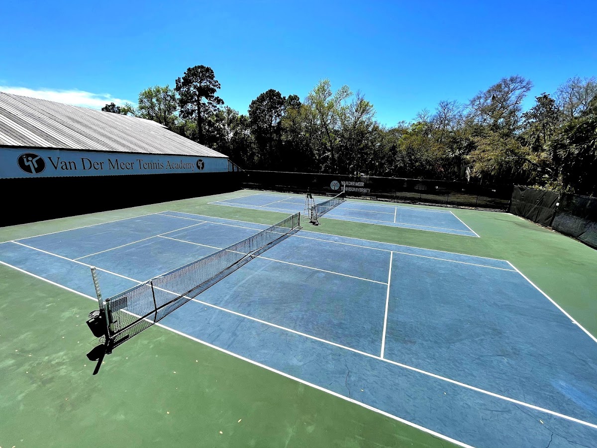 Van Der Meer Tennis Center - Photo 1