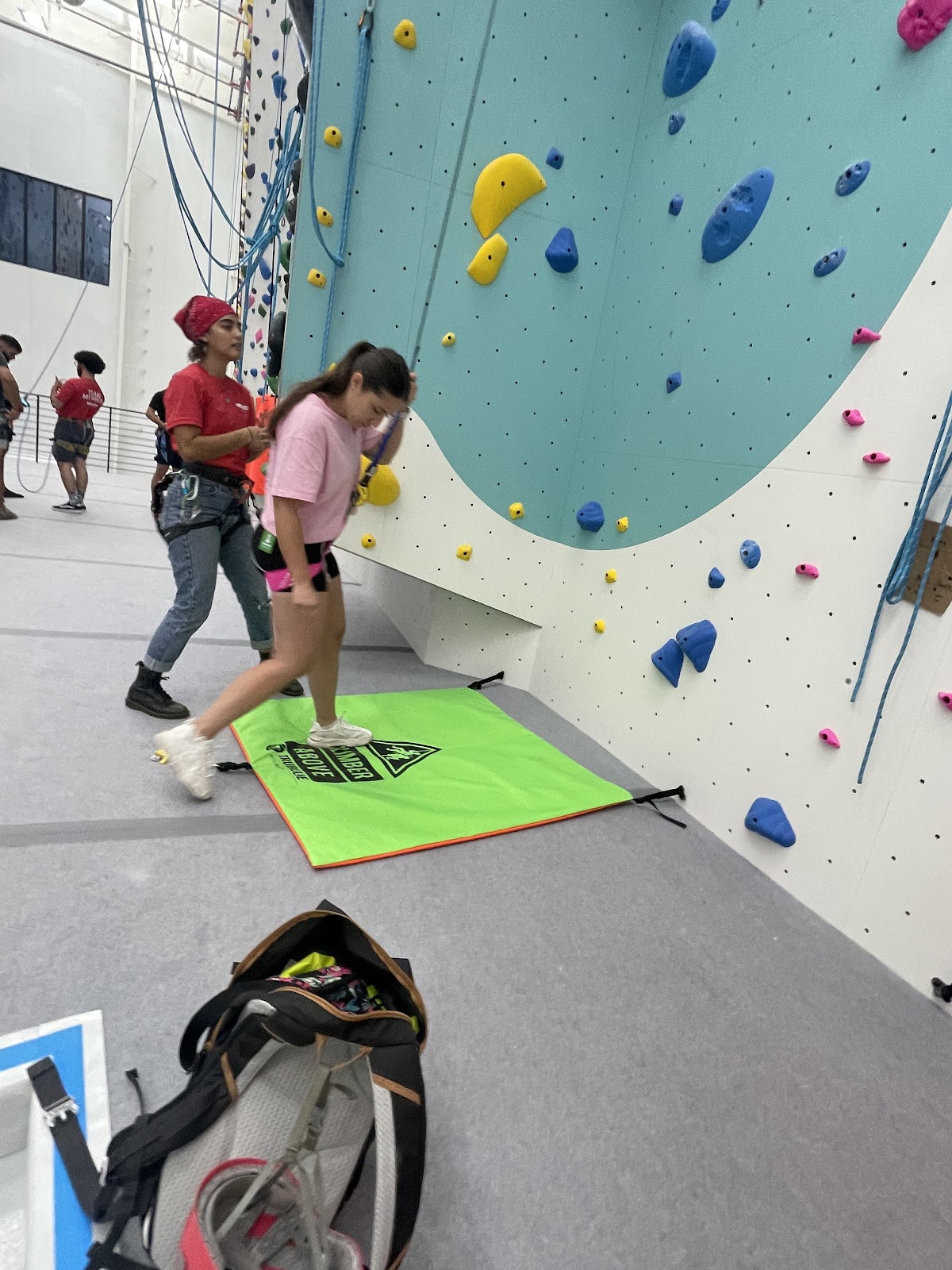 Velocity Climbing - Photo 2