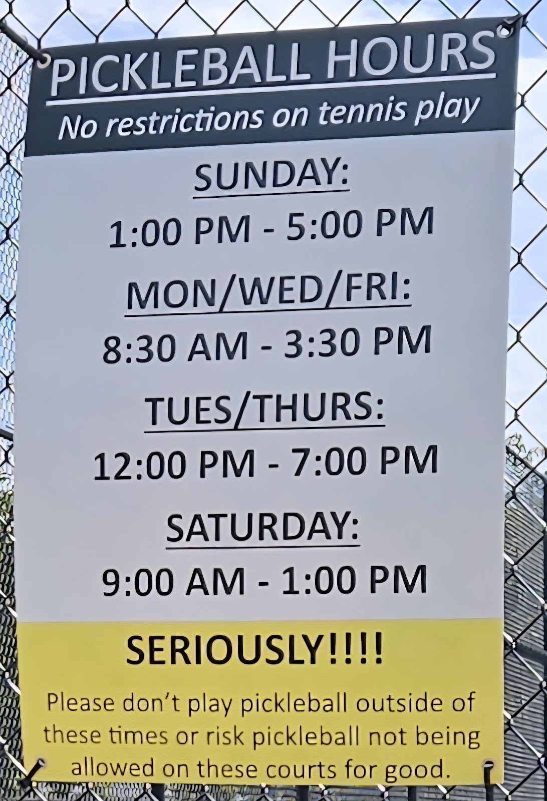 Vernon Park Tennis Courts - Photo 3