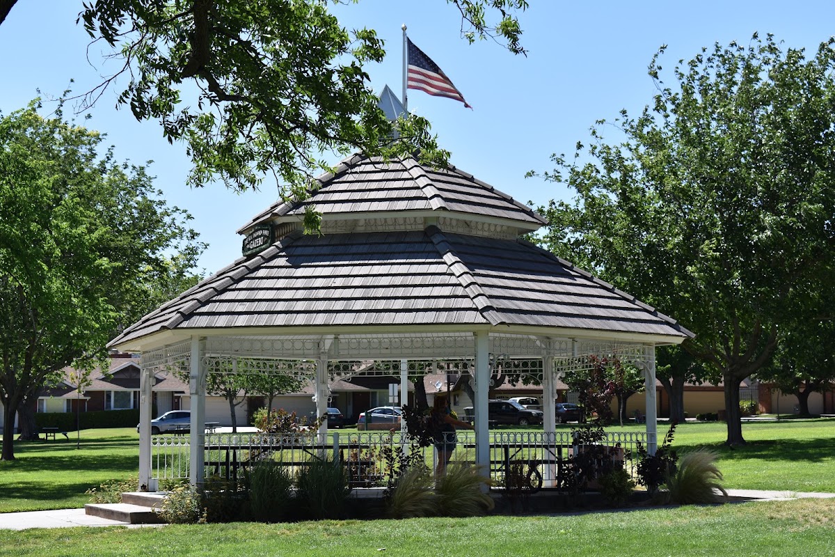 Vernon Worthen Park - Photo 1