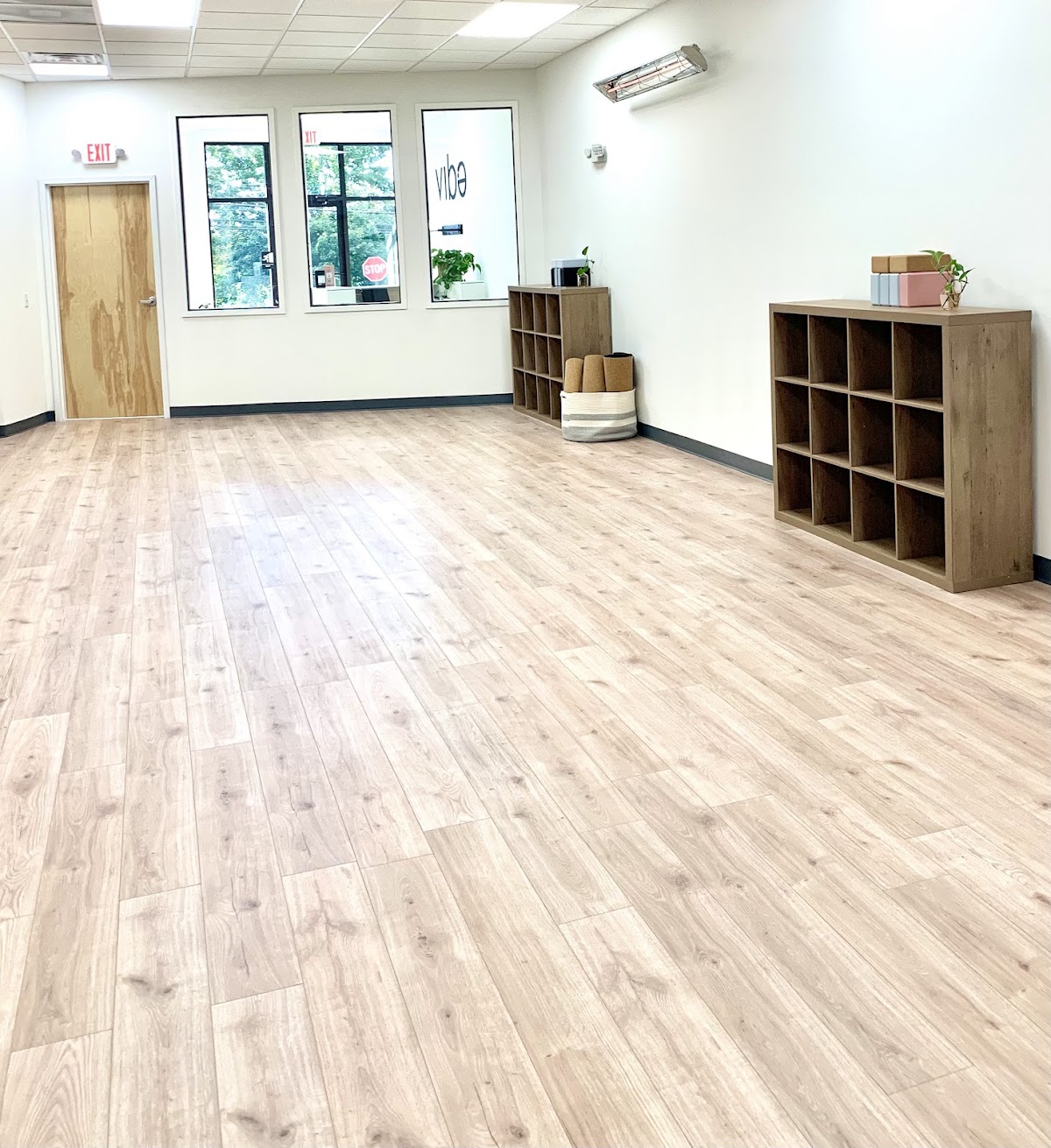 Vibe Power Yoga - Hot Yoga + Pilates Studio - Photo 2