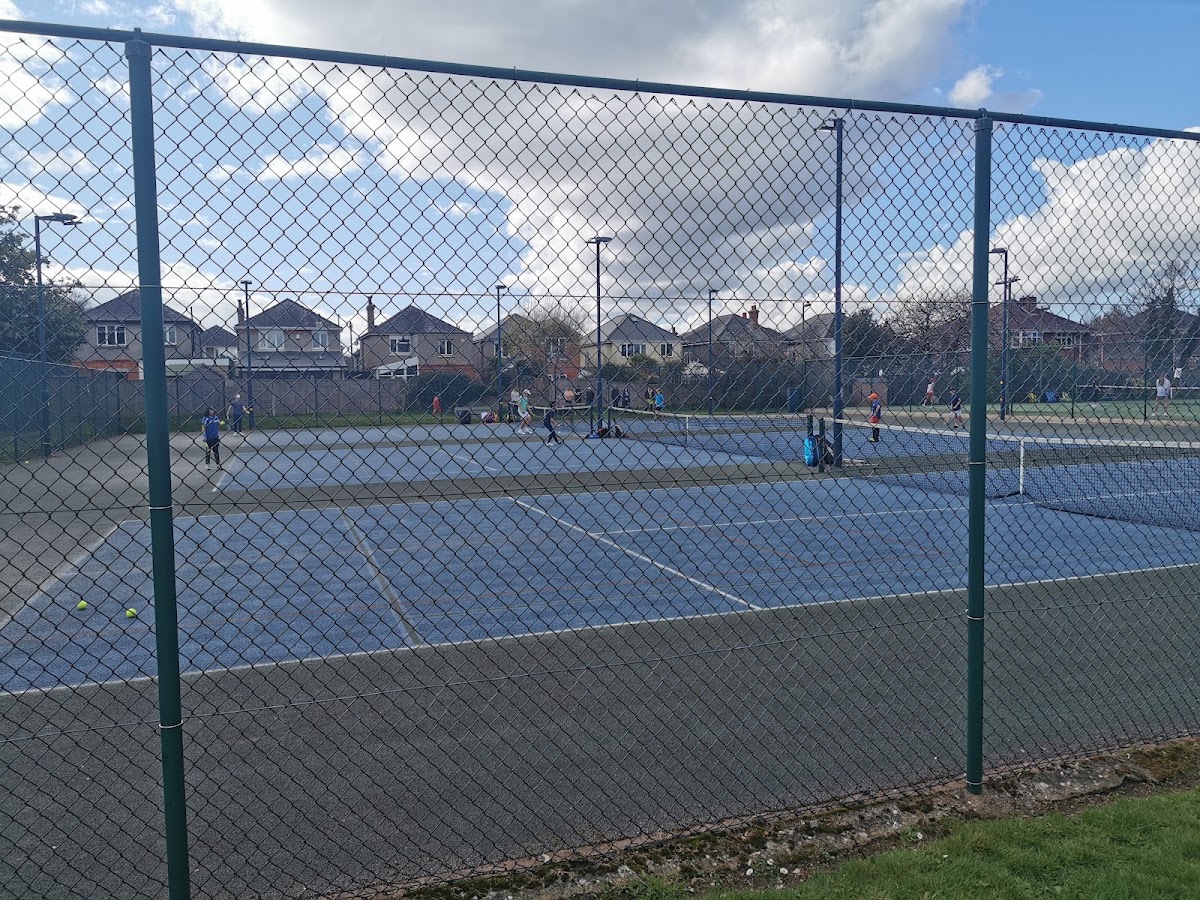 Victoria Avenue Lawn Tennis Club - Photo 3