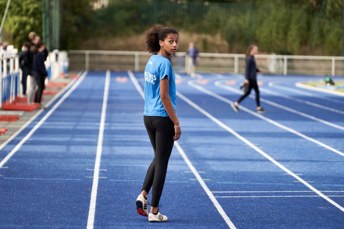 Vincennes Athletic - Photo 2