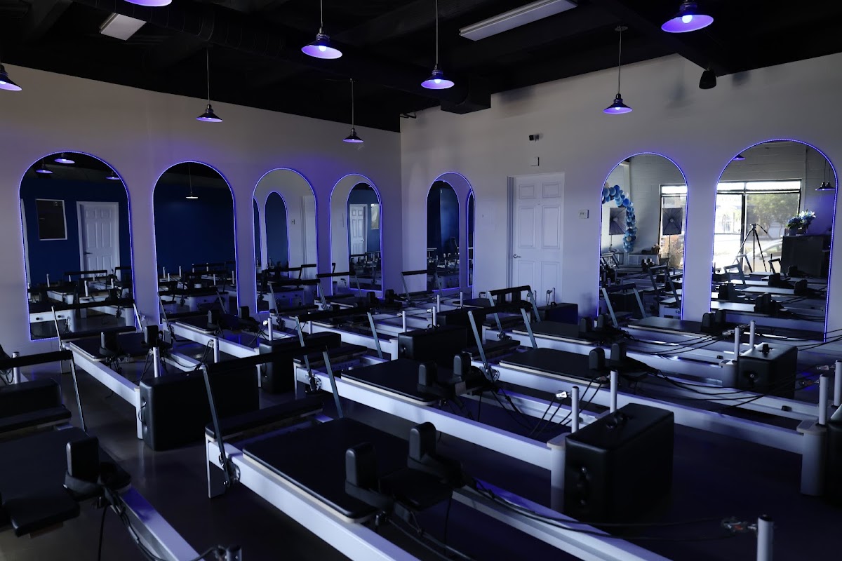 Void Pilates - Photo 1