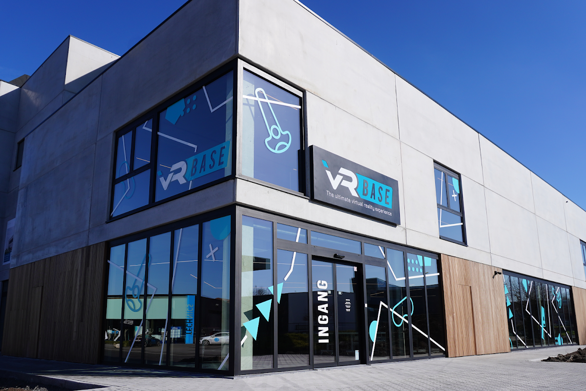VR Base Kortrijk - Photo 1