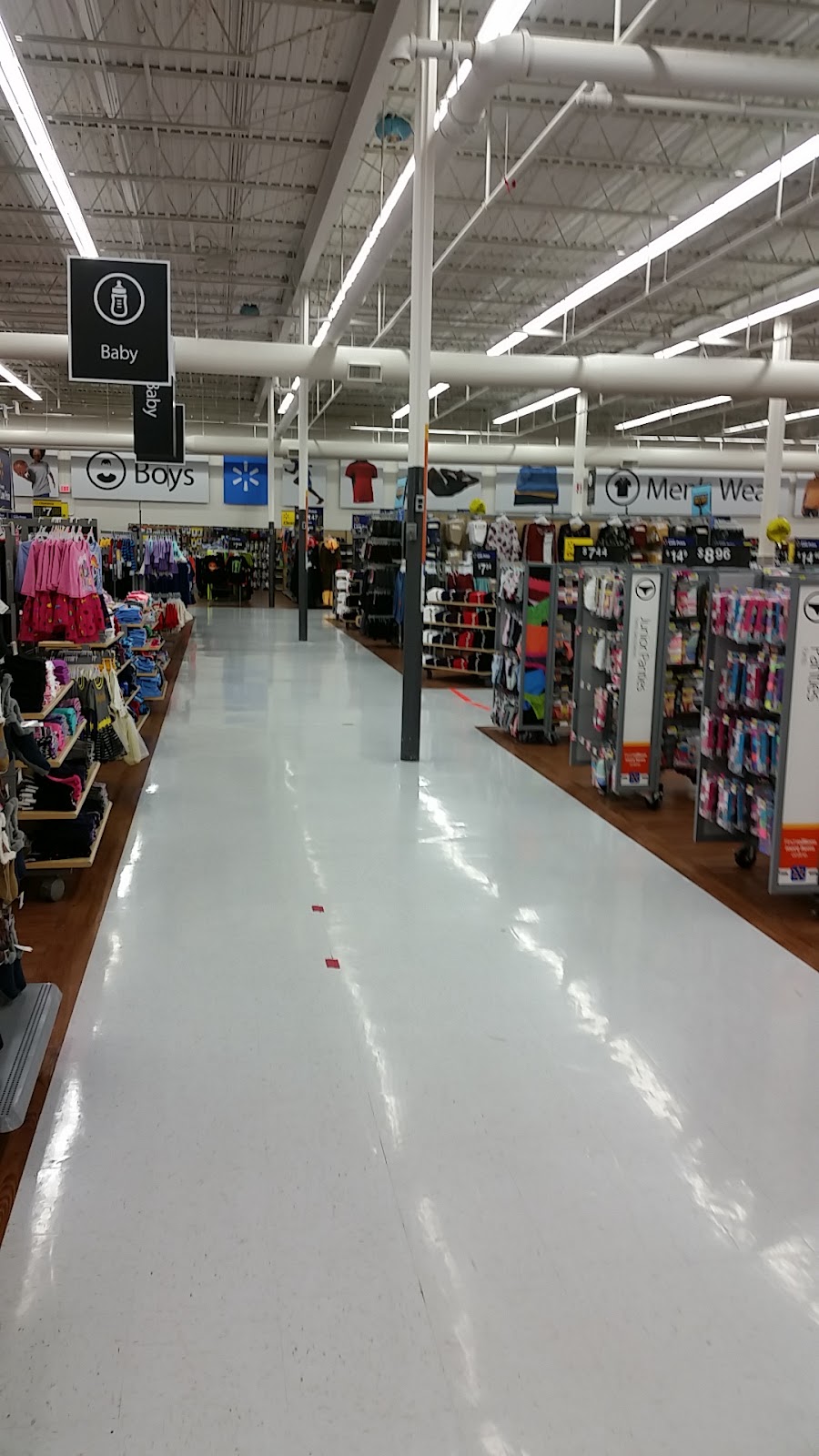 Walmart - Photo 2