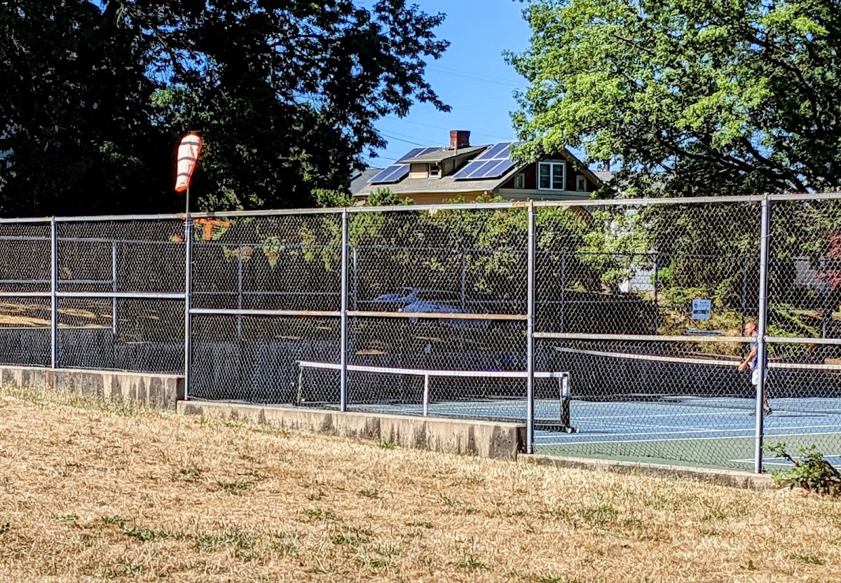 Walt Hundley Pickleball and Tennis Courts