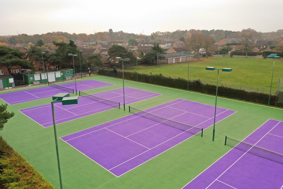 Warsash Tennis Club - Photo 1