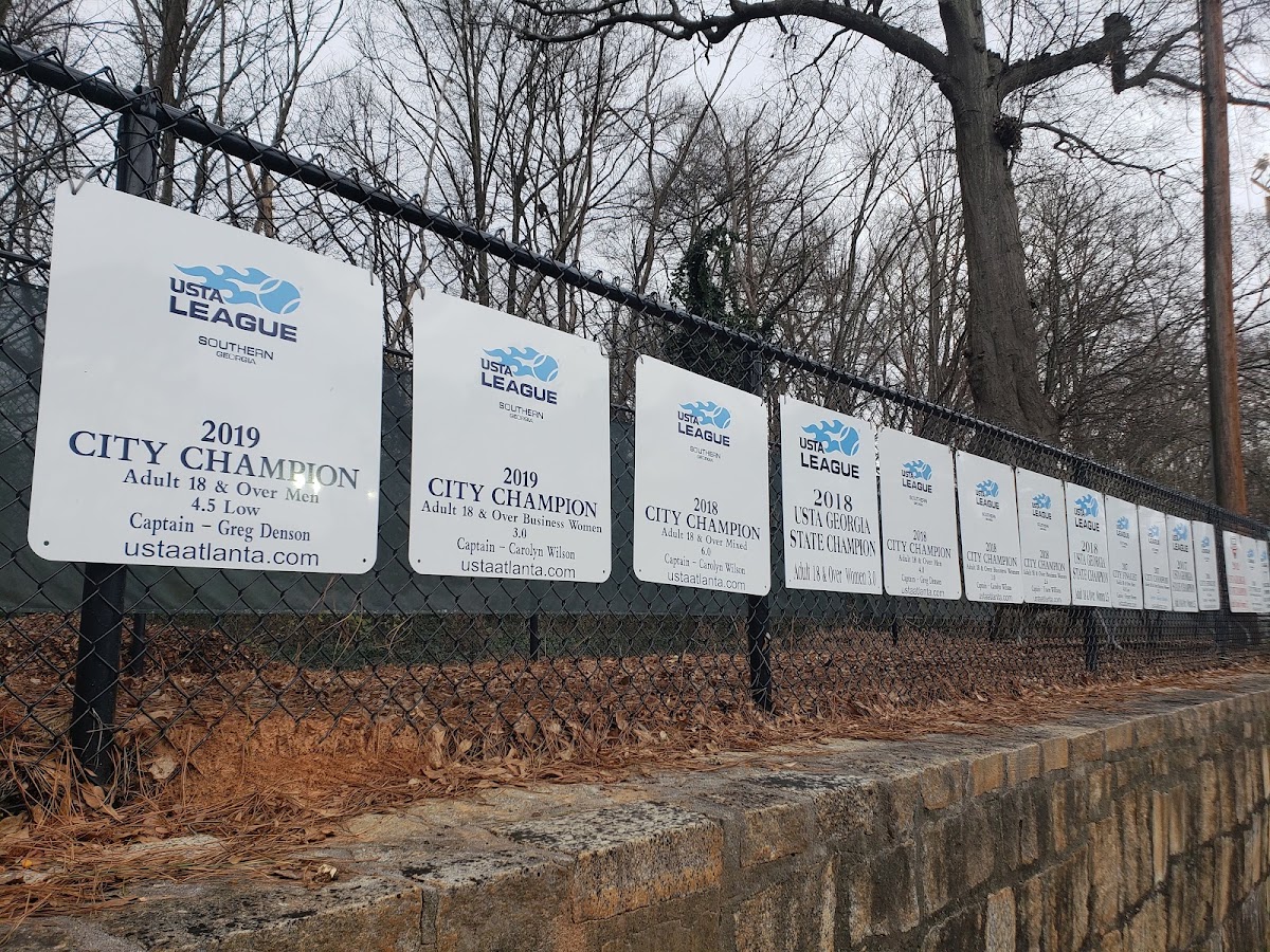 Washington Park Racquet Center - Photo 2