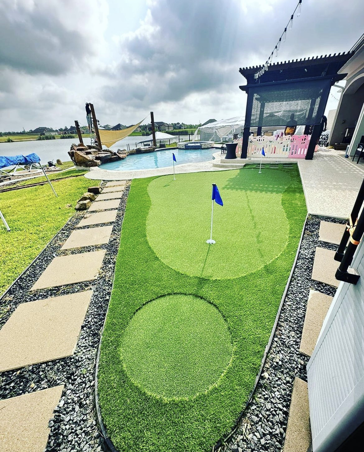 Webuildpickleballcourts - Photo 3